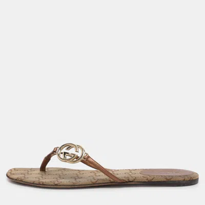 Pre-owned Gucci Brown Leather Interlocking Gg Flat Thong Sandals Size 37.5