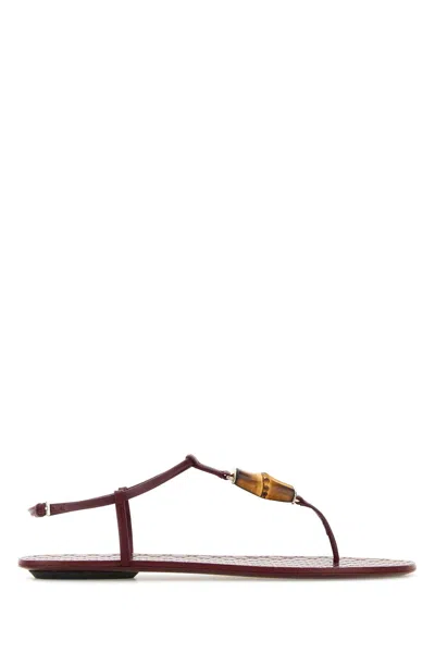 Gucci Burgundy Leather Thong Sandals In Rossoancora