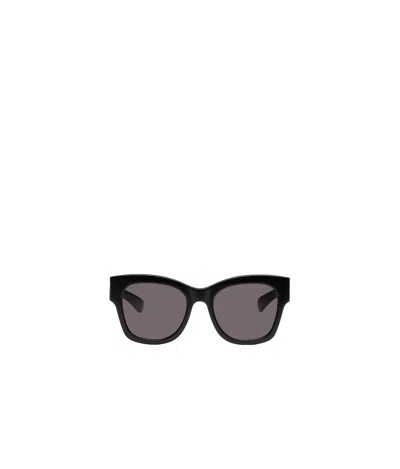 Gucci Butterfly Sunglasses In Black
