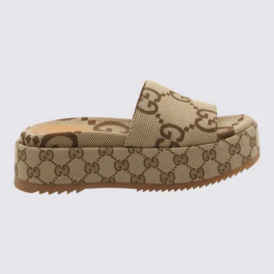 Gucci Angelina Logo-jacquard Coated-canvas Platform Slides In Neutrals
