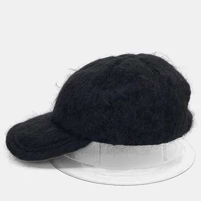 Pre-owned Gucci Cap (729349) In Black