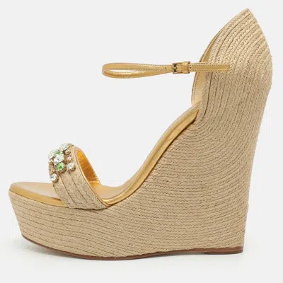 Pre-owned Gucci Carolina Size 41 Beige/gold Jute And Leather Espadrille Wedge Sandals