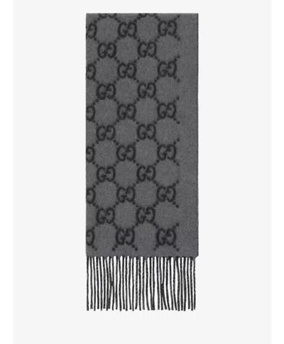 Gucci Gg Grey Cashmere Scarf In Gray