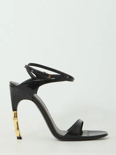Gucci Castello Leather Sandals In Black