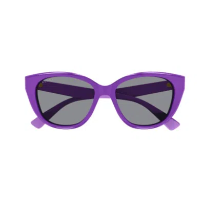 Gucci Cat-eye Frame Sunglasses In 004 Violet Violet Grey