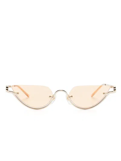 Gucci Cat-eye Frame Sunglasses In 金色