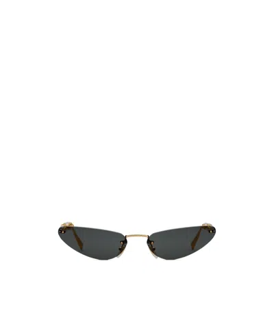 Gucci Cat-eye Sunglasses In Black