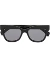Gucci Cat-eye Frame Sunglasses In Black