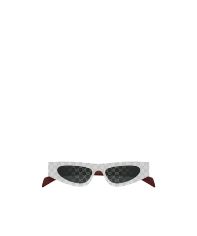 Gucci Cat Eye-frame Sunglasses In Black
