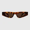 Gucci Cat-eye Frame Sunglasses In Brown