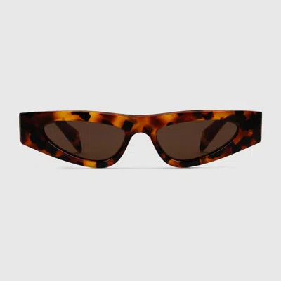 Gucci Cat-eye Frame Sunglasses In Brown