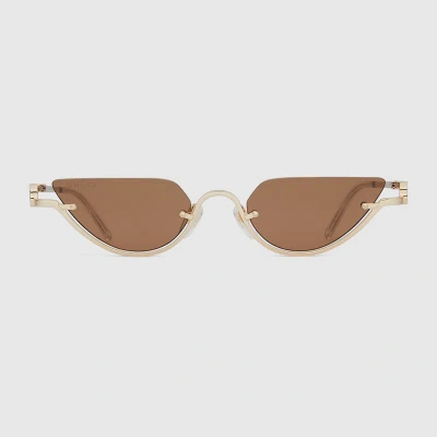 Gucci Cat-eye Frame Sunglasses In Gold