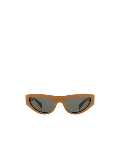 Gucci Eyewear Cat-eye Frame Sunglasses In Gray