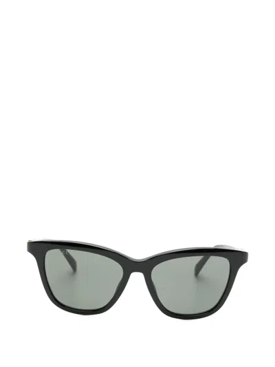 Gucci Cat-eye Logo Sunglasses In Black