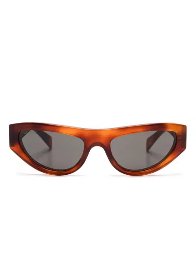 Gucci Cat-eye Sunglasses In 橘色