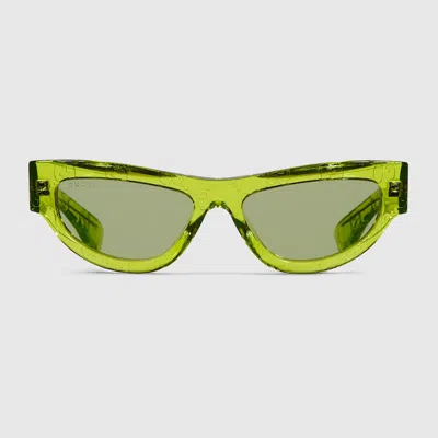 Gucci Cat Eye Sunglasses In Green