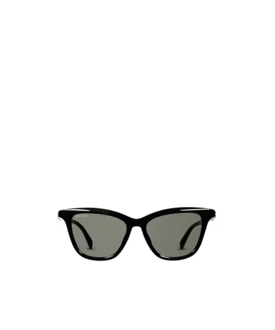 Gucci Cat Eye Sunglasses In Black