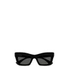 Gucci Cat-eye Sunglasses In Black