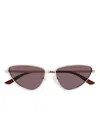 Gucci Cat-eye Sunglasses In Gold