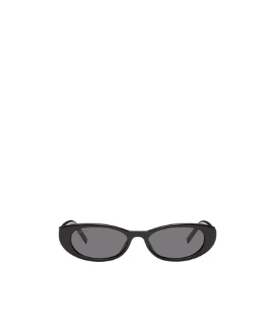 Gucci Cat-eye Sunglasses In Gray
