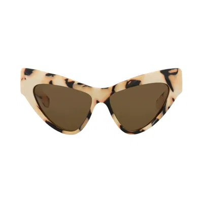 Pre-owned Gucci Cat Eye Sunglasses 'ivory/brown' | Cream | Women's Size Onesize In White