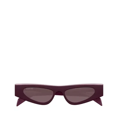 Gucci Cat-eye Sunglasses In Red