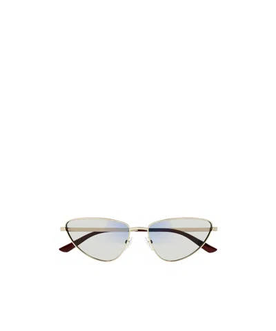 Gucci Cat's Eye Sunglasses In White