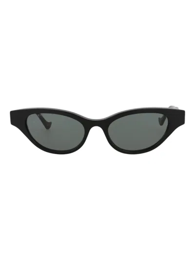 Gucci Cat Eye Women's Mini Sunglasses In Black