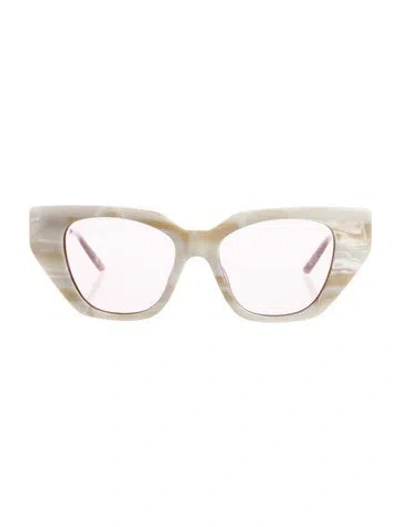 Pre-owned Gucci Cat-eye Clear Sunglasses In Neutral