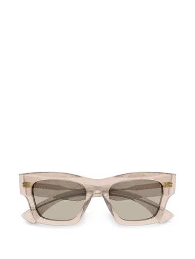 Gucci Cat-eye Frame Tinted Sunglasses In Brown