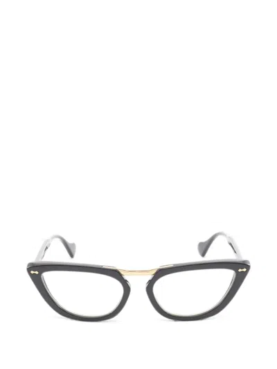 Pre-owned Gucci Cat-eye Glasses In Black
