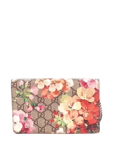 Pre-owned Gucci Chain Wallet Blooms Print Gg Coated Canvas Crossbody Bag In Brown