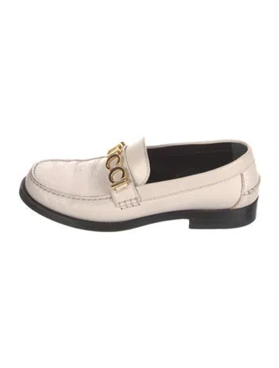 Pre-owned Gucci Chain-link Accent Leather Loafers In Neutral
