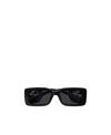 Gucci Chaise-longue Logo Sunglasses In Black