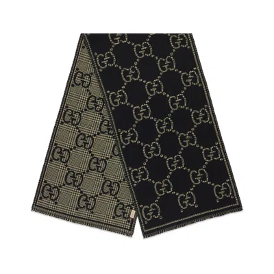 Gucci Check Gg Wool Scarf In Black