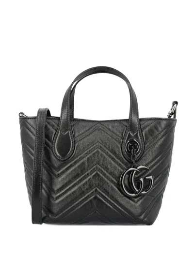 Gucci Chevron Logo Charm Shoulder Bag In Black