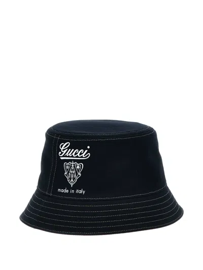 GUCCI COAT OF ARMS CONTRAST-STITCHING BUCKET HAT