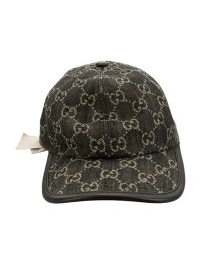 Pre-owned Gucci Cotton Gg Logo Baseball Cap In Black