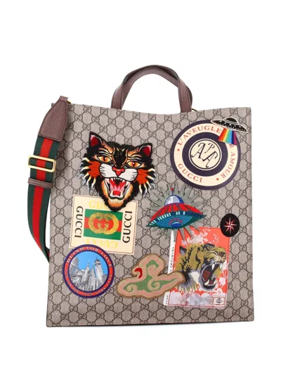 Pre-owned Gucci Courrier Convertible Soft Open Gg Coated Canvas With Applique North South Tote Bag In Brown