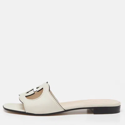 Pre-owned Gucci Cream Leather Interlocking G Cut Out Flat Slides Size 39