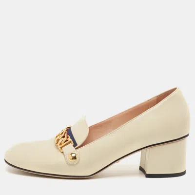 Pre-owned Gucci Cream Leather Sylvie Chain Embellished Block Heel Pumps Size 38.5