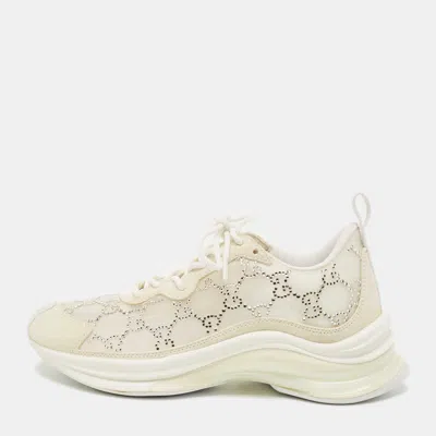 Pre-owned Gucci Cream Mesh And Suede Crystal Embellished Run Sneakers Size 36.5 In White