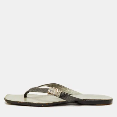 Pre-owned Gucci Crystal Buckle Detail Size 38 Black Leather Flat Thong Sandals