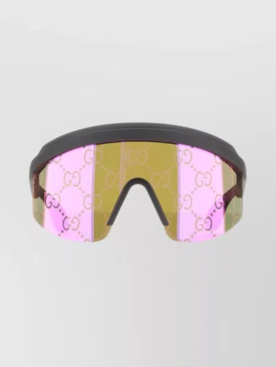 Gucci Curved Rubberized Frame Sunglasses In Gray