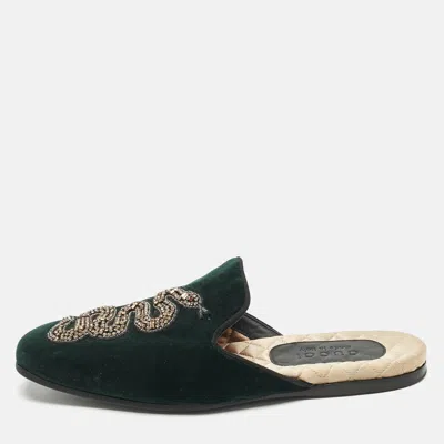 Pre-owned Gucci Dark Green Velvet Crystal Embellished Snake Flat Mules Size 40