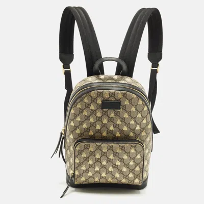 Pre-owned Gucci Day Bees Small Black/beige Gg Supreme Canvas And Leather Backpack