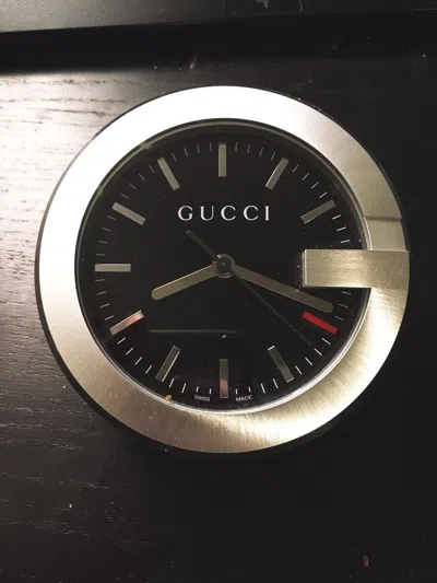 Pre-owned Gucci Desk Clock In Black