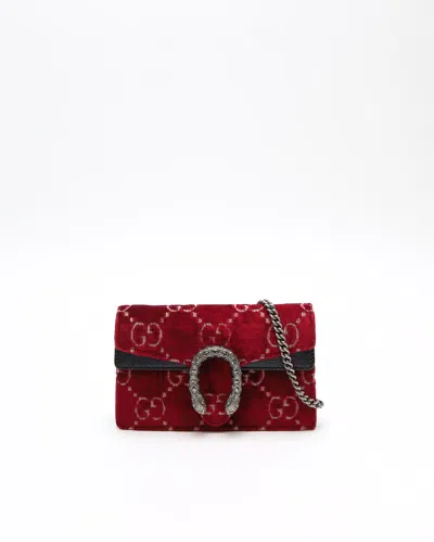 Gucci Dionysus Super Mini Bag In Red