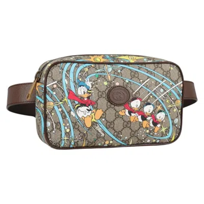 Pre-owned Gucci Disney Donald Duck Belt Bag Printed Gg Coated Canvas Beige Canvas Bag () In Sand