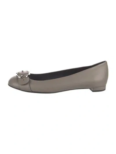 Pre-owned Gucci Double G Logo Leather Ballet Flats In Gray